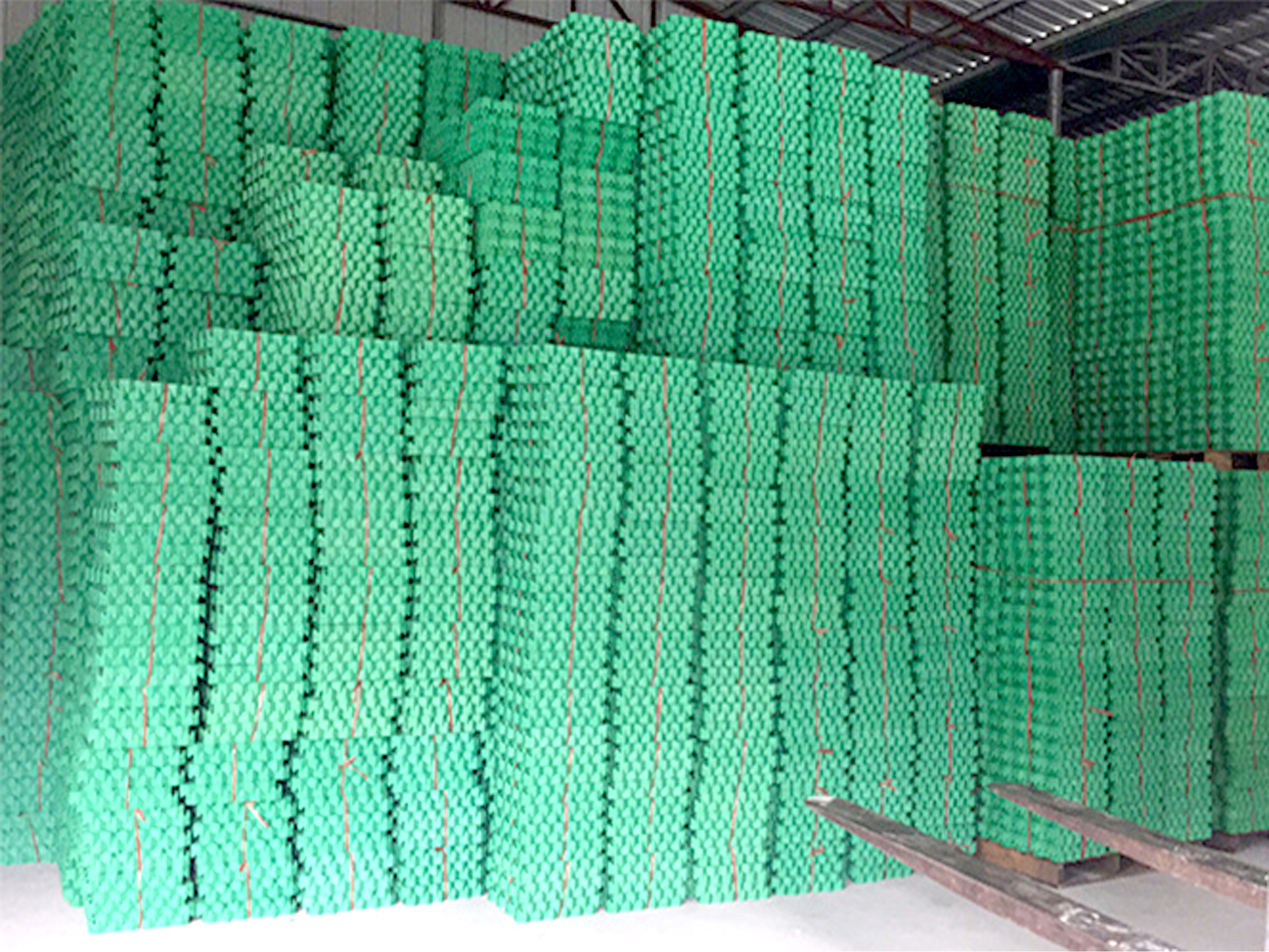 grass grid